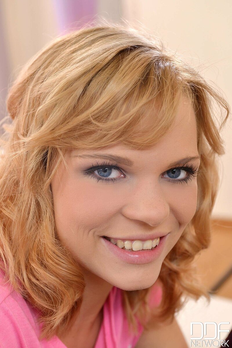 Полина, 42